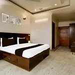 Hotel O The Grace Delhi